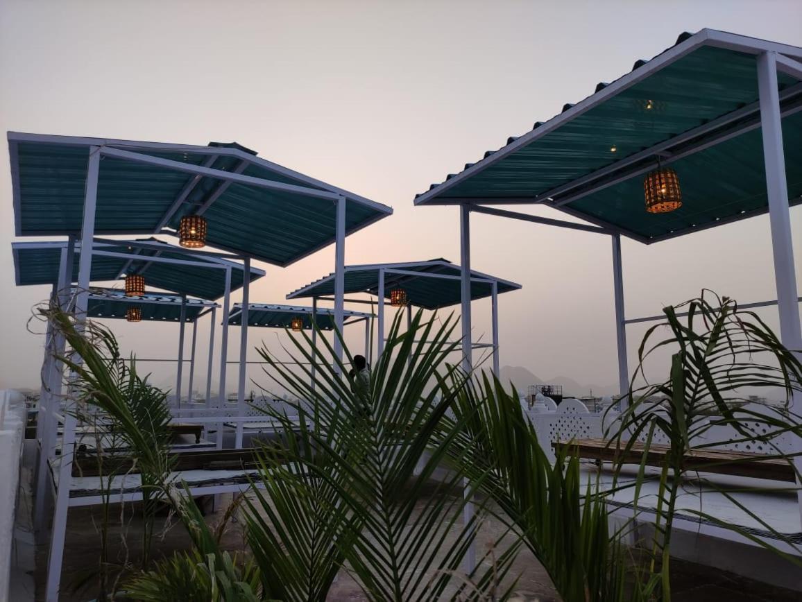 Krishna Stay Guest House Udajpur Exteriér fotografie