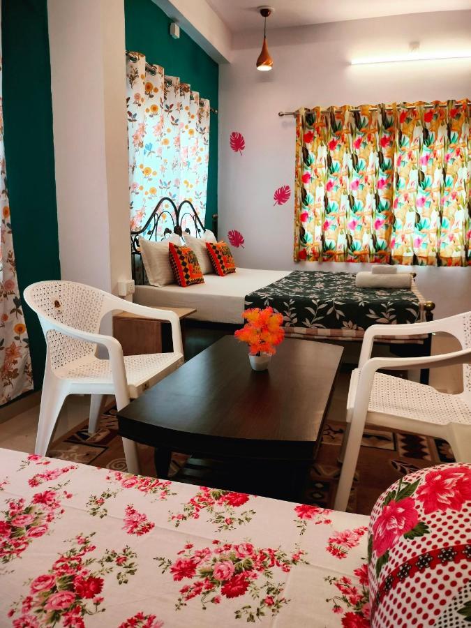 Krishna Stay Guest House Udajpur Exteriér fotografie